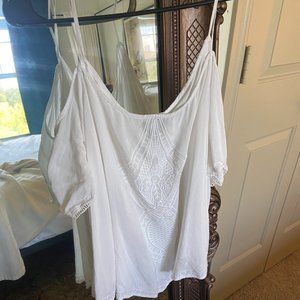 White cold shoulder Lace top